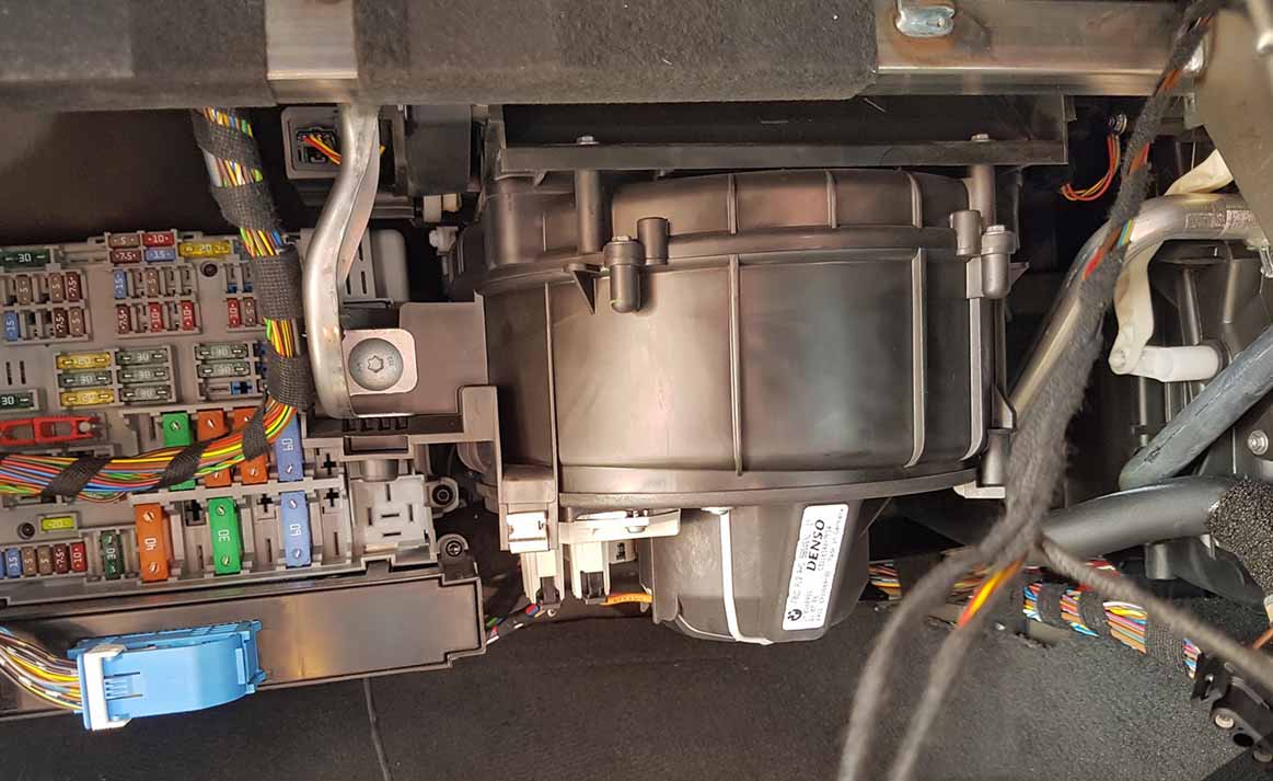 BMW E90/E91/E92 HVAC Blower Motor Replacement Bimmerly BMW Guides